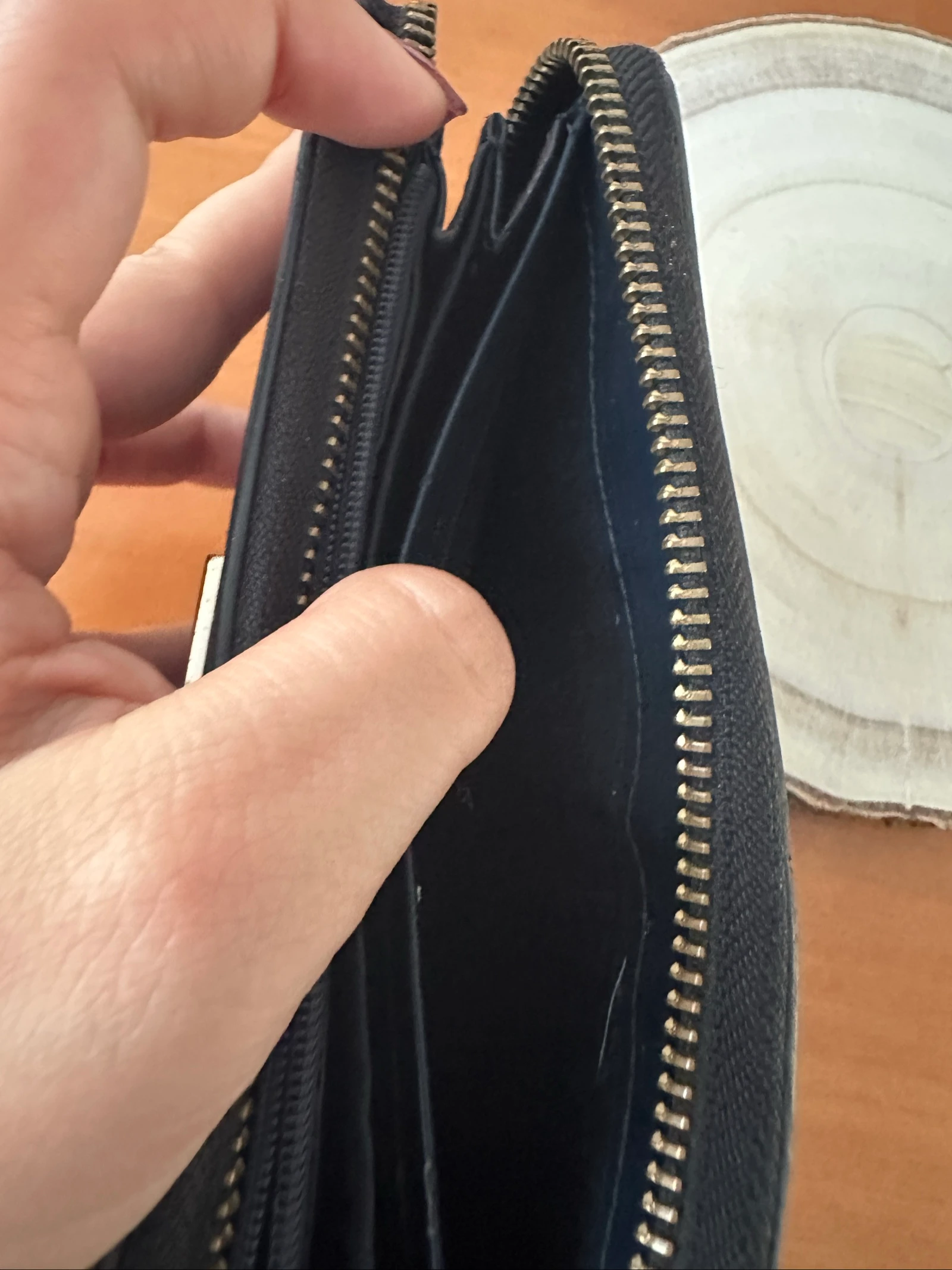 Carteira / Porta-moedas Tommy Hilfiger Preto/Azul - Zip Around Saffiano – photo 8